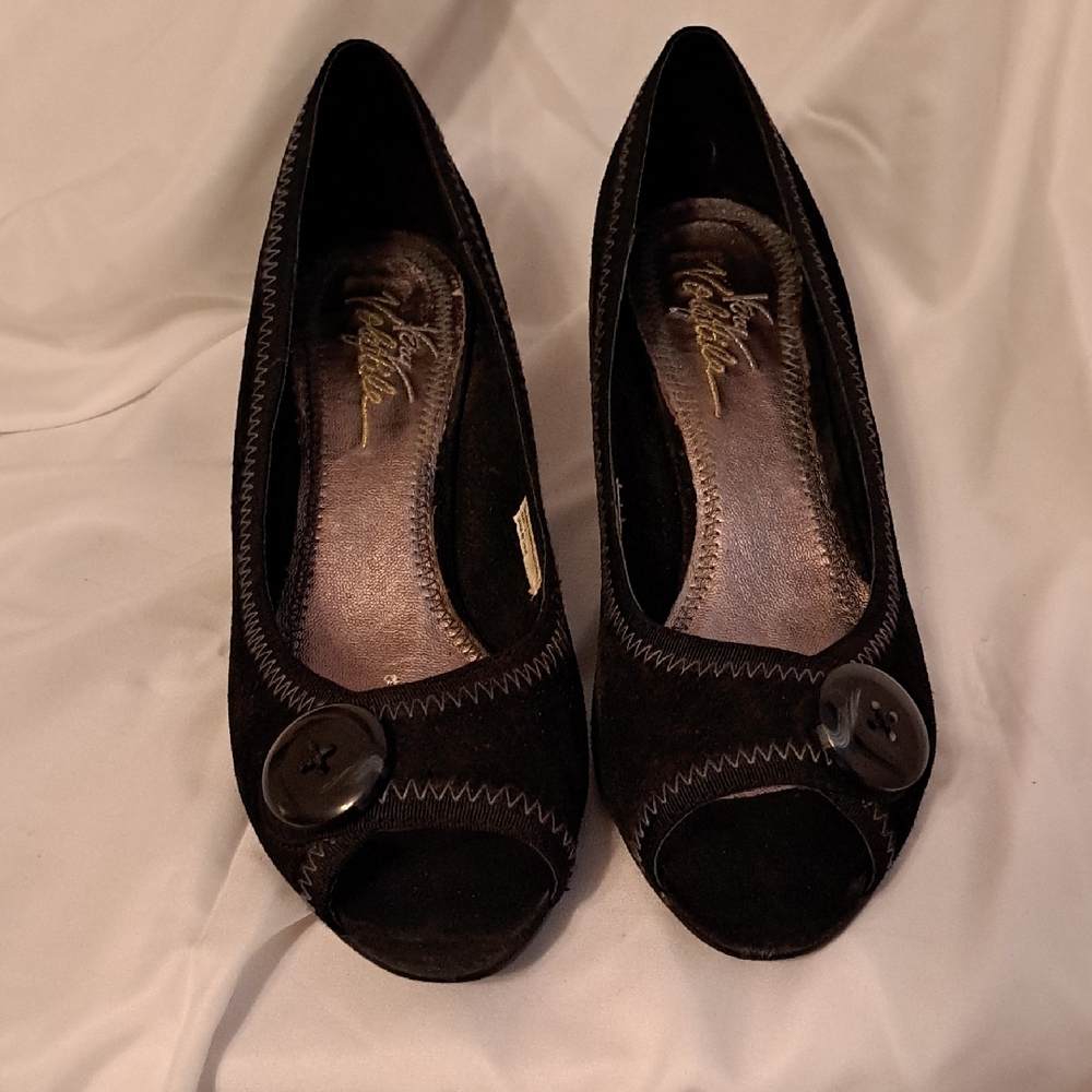 Very Volitile vintage black Peep Toe Heels